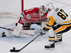 Penguins Blackhawks Hockey