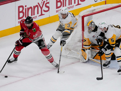 Penguins Blackhawks Hockey