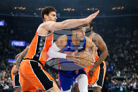 Pistons Clippers Basketball