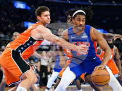 Pistons Clippers Basketball