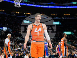 Pistons Clippers Basketball