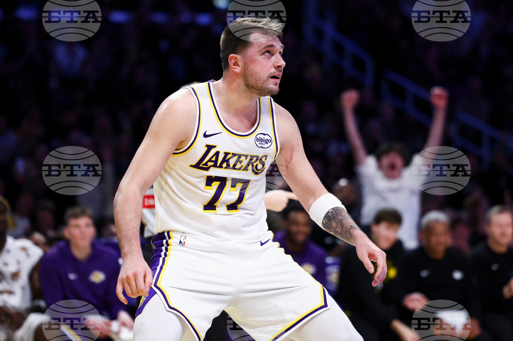 Kings Lakers Basketball