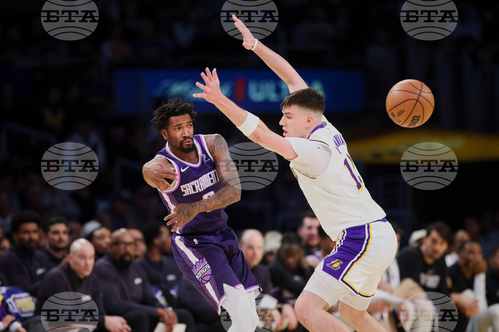 Kings Lakers Basketball