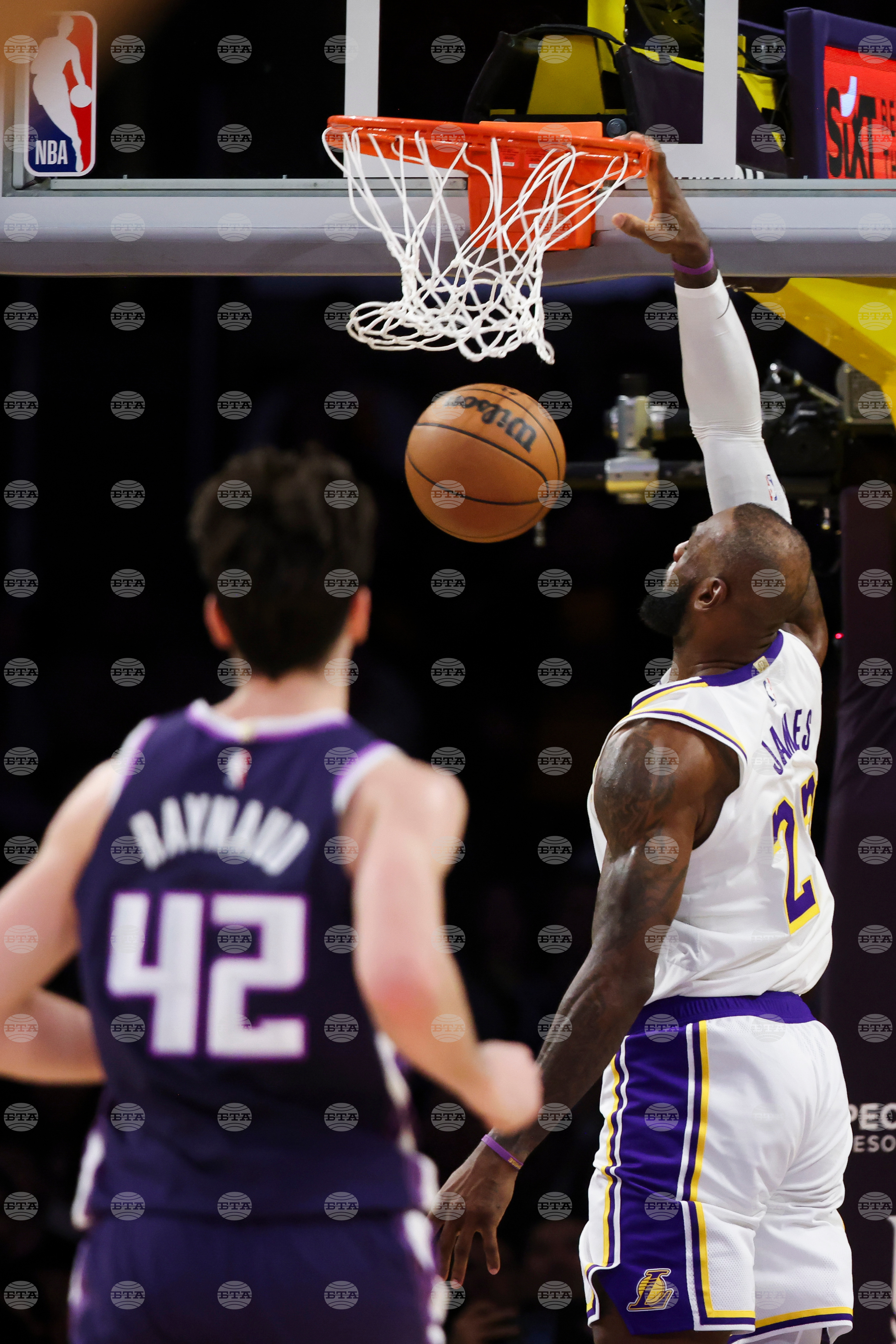 Kings Lakers Basketball