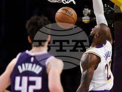 Kings Lakers Basketball