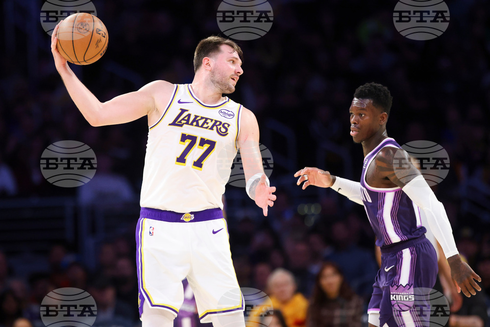 Лос Анджелис Лейкърс надви Сакраменто за 20-а победа от началото на сезона в НБА