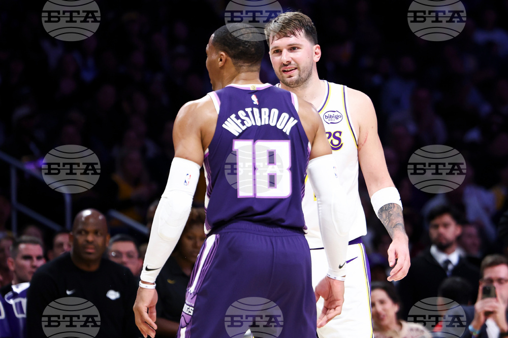 Kings Lakers Basketball