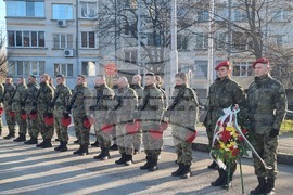 Плевен - загинали военнослужещи в Ирак - почит