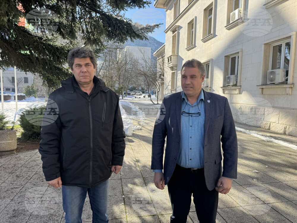 Община Враца ще търси отговорност за пропуските при почистването на снега, каза заместник-кметът инж. Цветан Стойчков