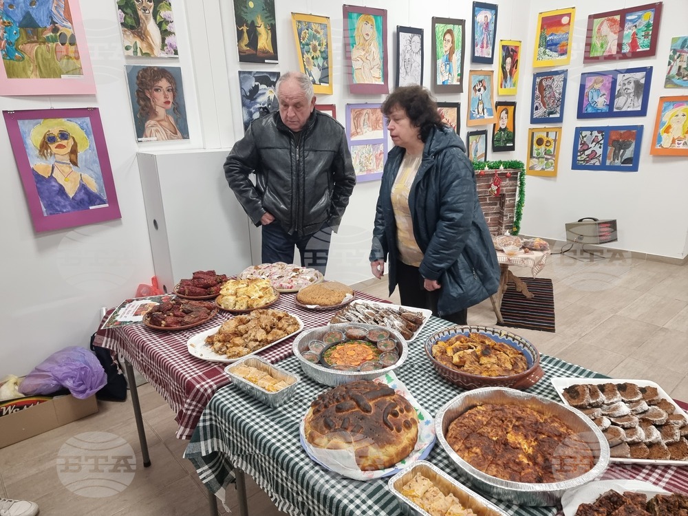 Читалища от община Монтана оживиха града с характерни за района песни, танци, обичаи и ястия по време на празнична вечер