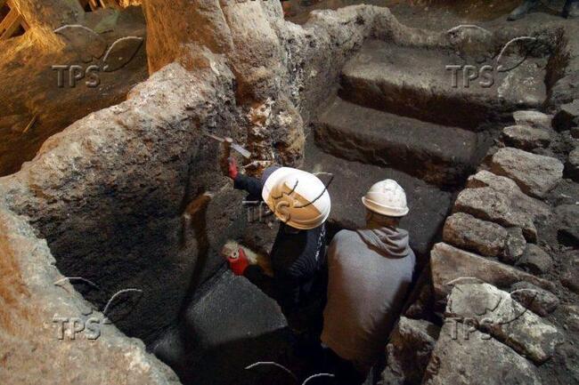 ТПС: Еврейска ритуална баня на 2000 години беше открита близо до Храмовия хълм в Йерусалим 