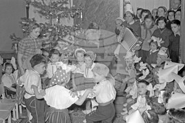 Новогодишна забава