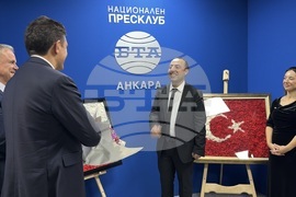 Турция - Национален пресклуб на БТА Анкара - „Мостът на цветовете: деца със специални заложби от Турция рисуват България“ - изложба