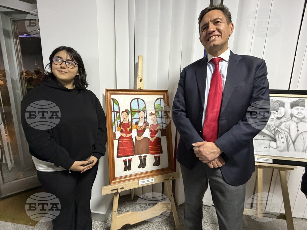 Турция - Национален пресклуб на БТА Анкара - „Мостът на цветовете: деца със специални заложби от Турция рисуват България“ - изложба