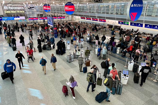 Holiday Travel Minnesota