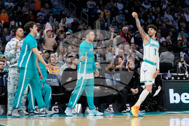 Bucks Hornets Basketball