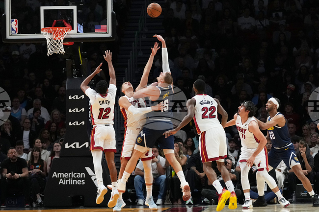 Никола Йокич поведе Денвър към победата над Голдън Стейт