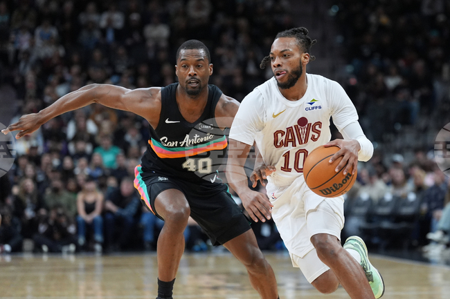 Cavaliers Spurs Basketball