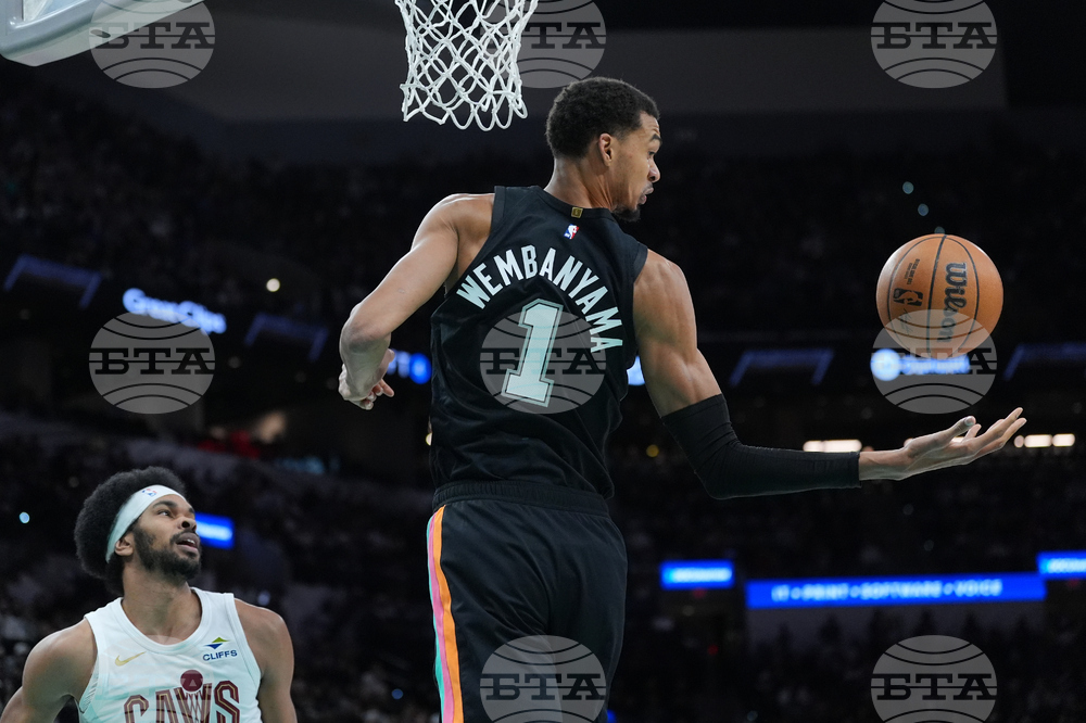 Cavaliers Spurs Basketball