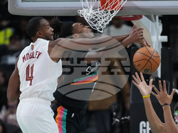 Cavaliers Spurs Basketball