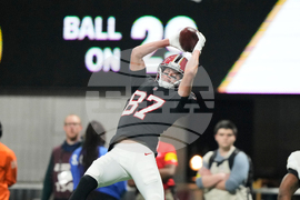 Rams Falcons Football