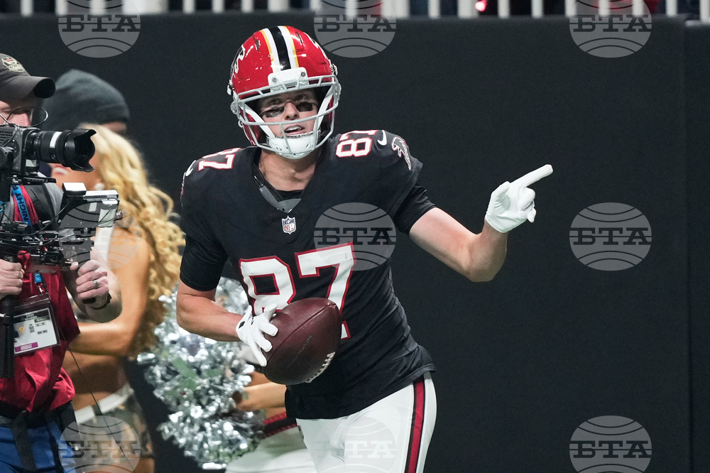 Rams Falcons Football