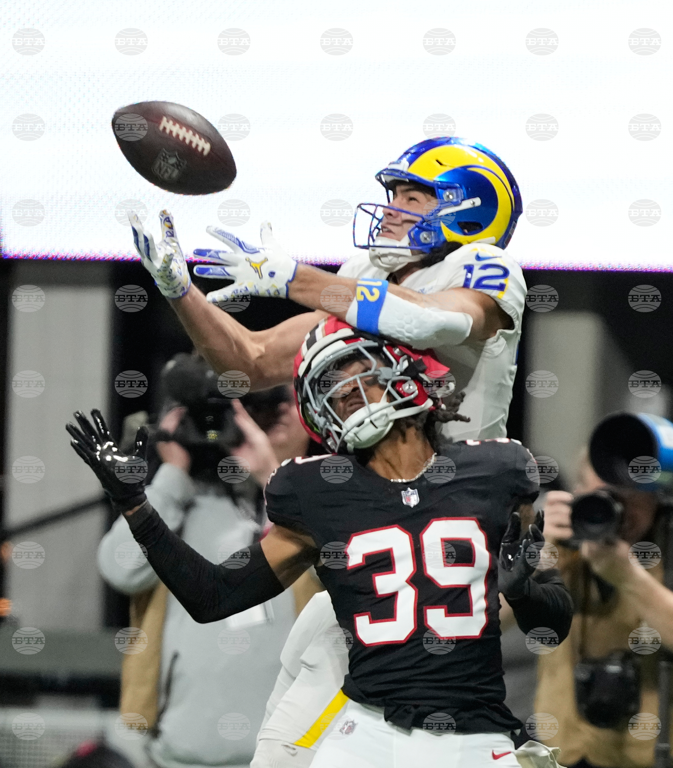 Rams Falcons Football