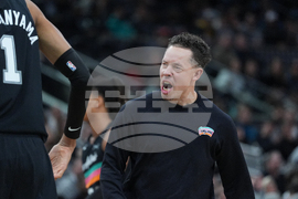 Cavaliers Spurs Basketball