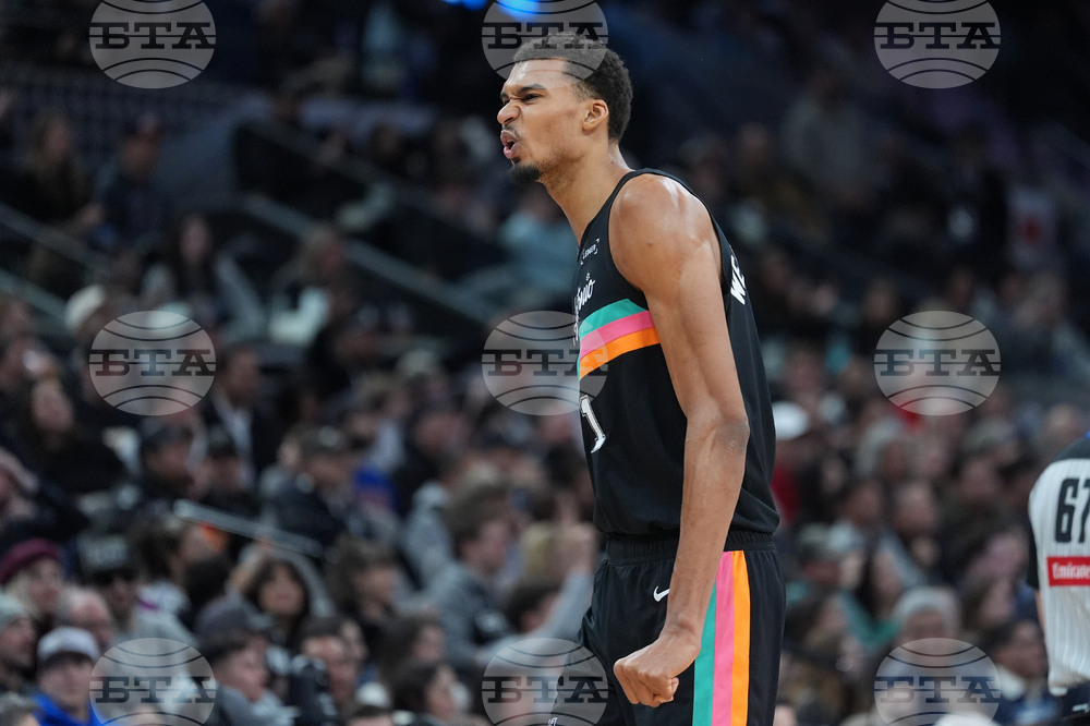 Cavaliers Spurs Basketball