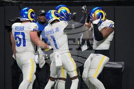 Rams Falcons Football