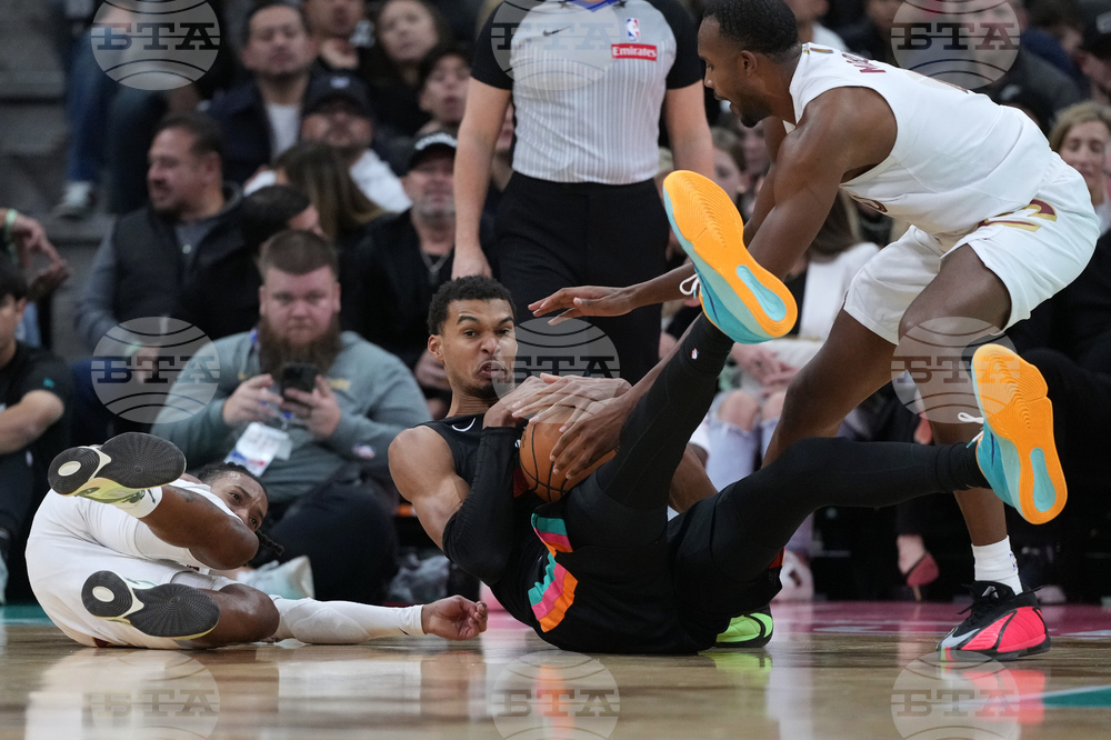 Cavaliers Spurs Basketball