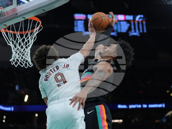 Cavaliers Spurs Basketball