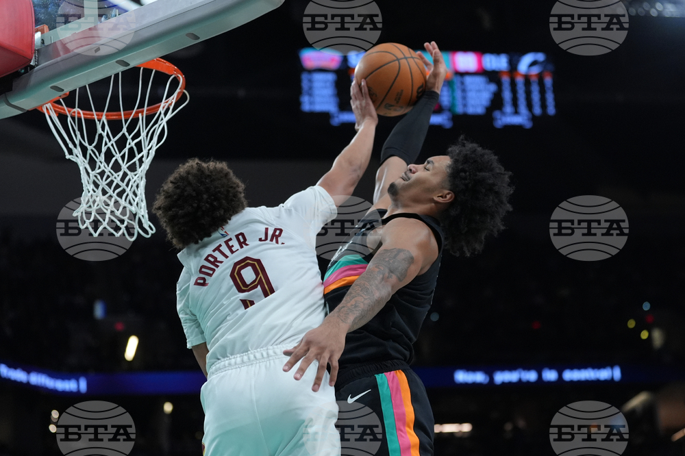 Cavaliers Spurs Basketball