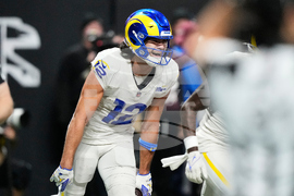 Rams Falcons Football