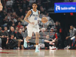 Mavericks Trail Blazers Basketball