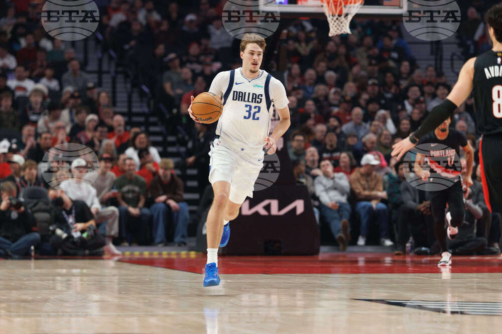 Mavericks Trail Blazers Basketball