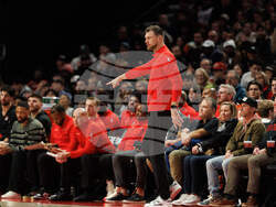 Mavericks Trail Blazers Basketball
