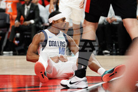 Mavericks Trail Blazers Basketball