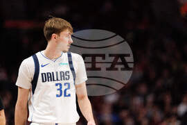 Mavericks Trail Blazers Basketball