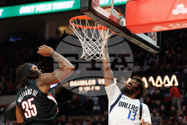 Mavericks Trail Blazers Basketball