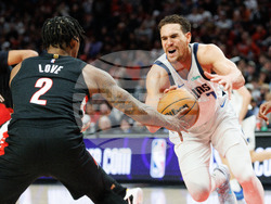 Mavericks Trail Blazers Basketball