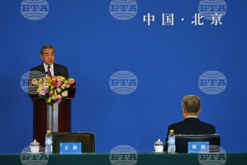 Китай изрази твърда подкрепа за Куба