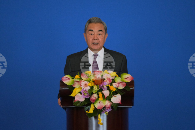 Китайският министър на външните работи Ван И пристигна в Танзания