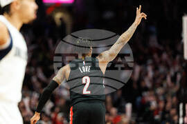 Mavericks Trail Blazers Basketball