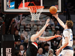 Mavericks Trail Blazers Basketball