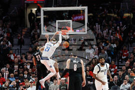 Mavericks Trail Blazers Basketball