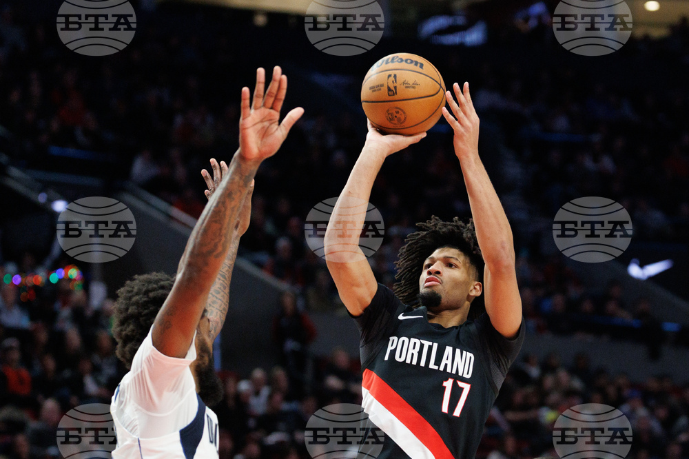 Mavericks Trail Blazers Basketball