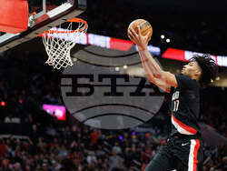 Mavericks Trail Blazers Basketball