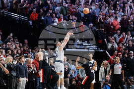 Mavericks Trail Blazers Basketball