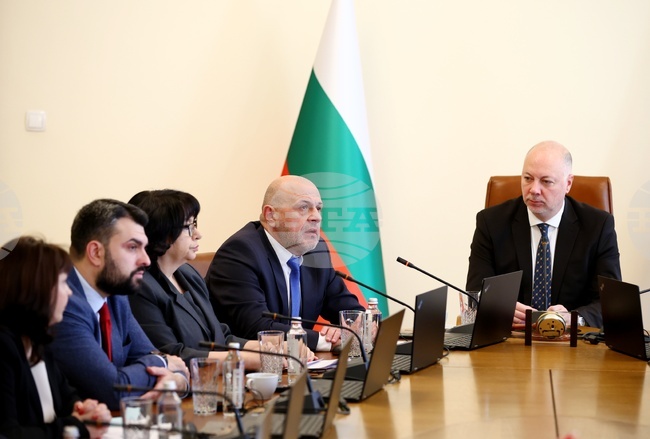 Кабинетът създаде Координационен център към Механизма за координация на наблюдението и контрола относно въвеждането на еврото